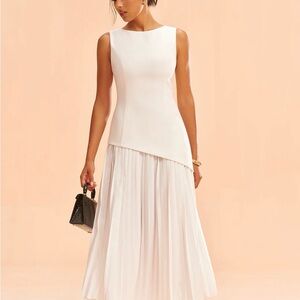 Commense NWT Signature Asymmetric Pleated Midi Dress in White Size Small